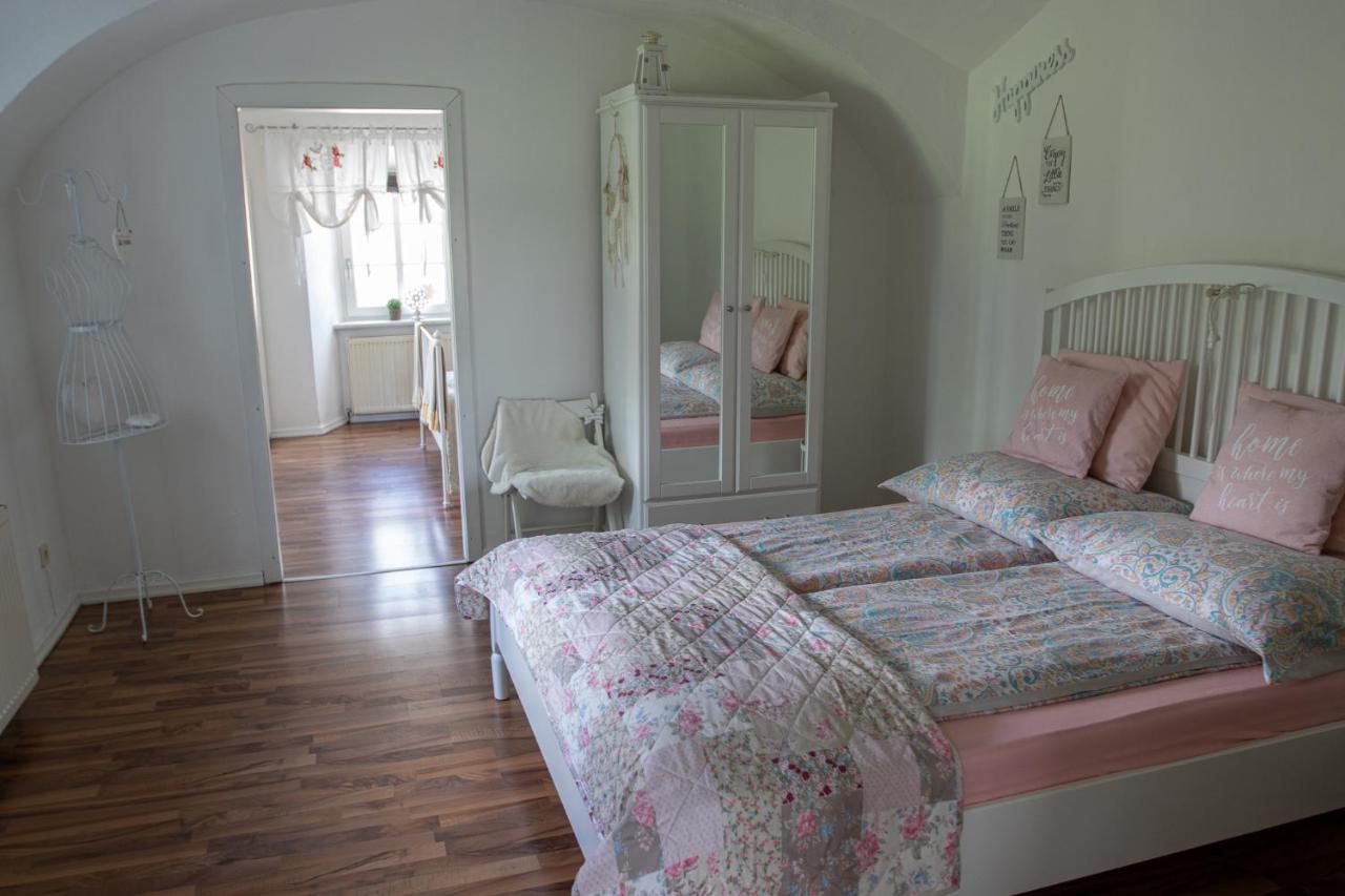 Gutshof Bartl 2 Apartamento Klagenfurt am Woerthersee Exterior foto