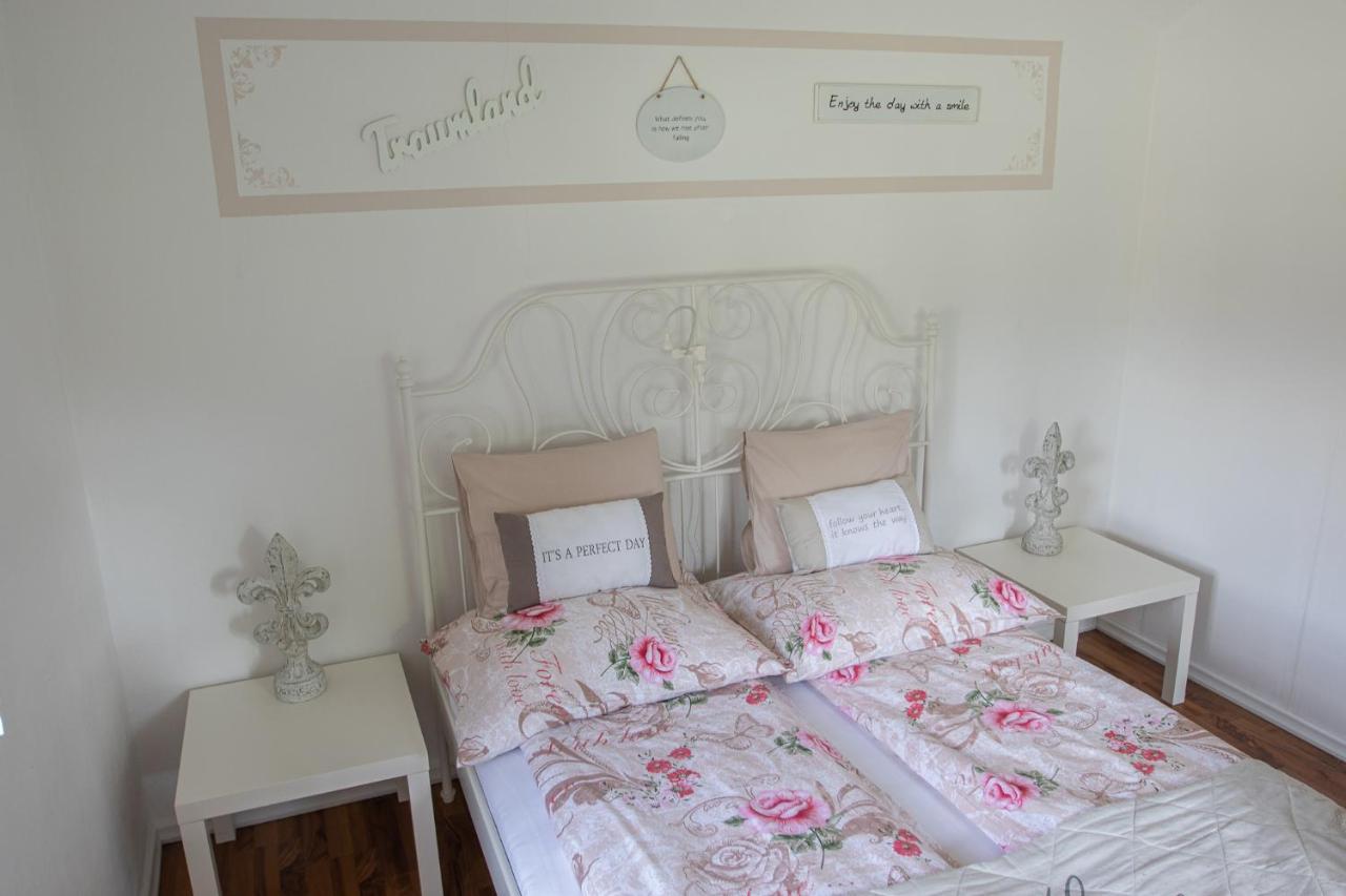 Gutshof Bartl 2 Apartamento Klagenfurt am Woerthersee Exterior foto