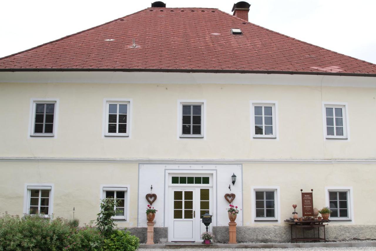 Gutshof Bartl 2 Apartamento Klagenfurt am Woerthersee Exterior foto