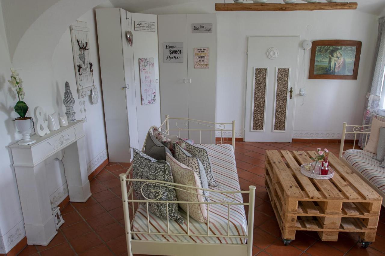 Gutshof Bartl 2 Apartamento Klagenfurt am Woerthersee Exterior foto