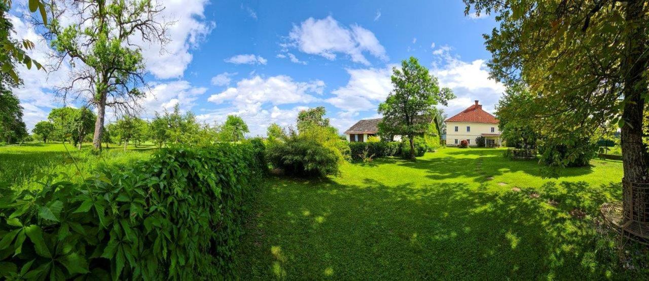 Gutshof Bartl 2 Apartamento Klagenfurt am Woerthersee Exterior foto