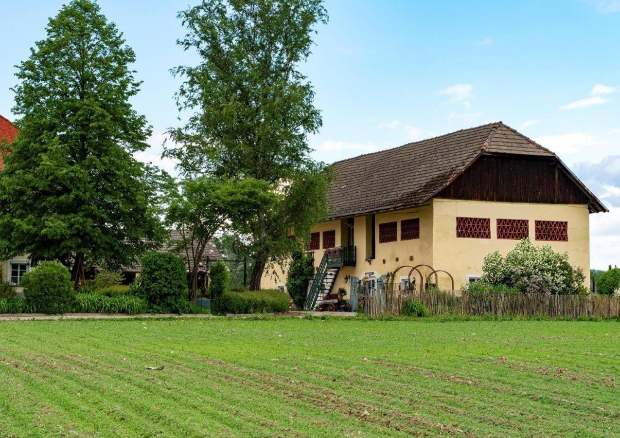 Gutshof Bartl 2 Apartamento Klagenfurt am Woerthersee Exterior foto